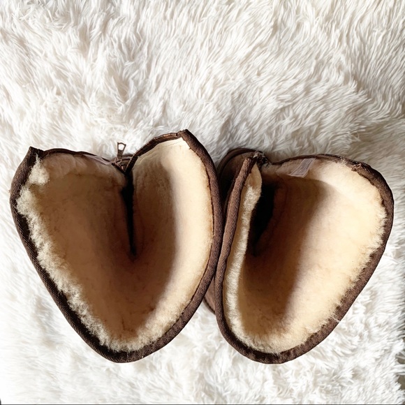 UGG AUSTRALIA BOOTS SPEEPSKIN BROWN SZ 6 - Picture 5 of 13